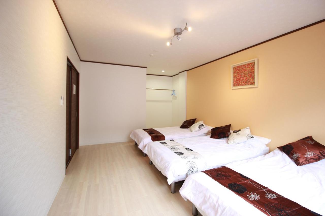 マンションかわた Apartment Osaka Bagian luar foto