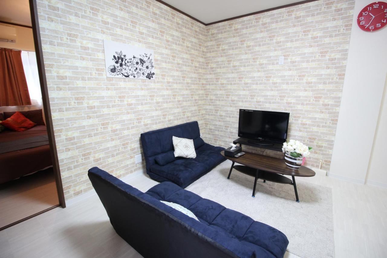 マンションかわた Apartment Osaka Bagian luar foto