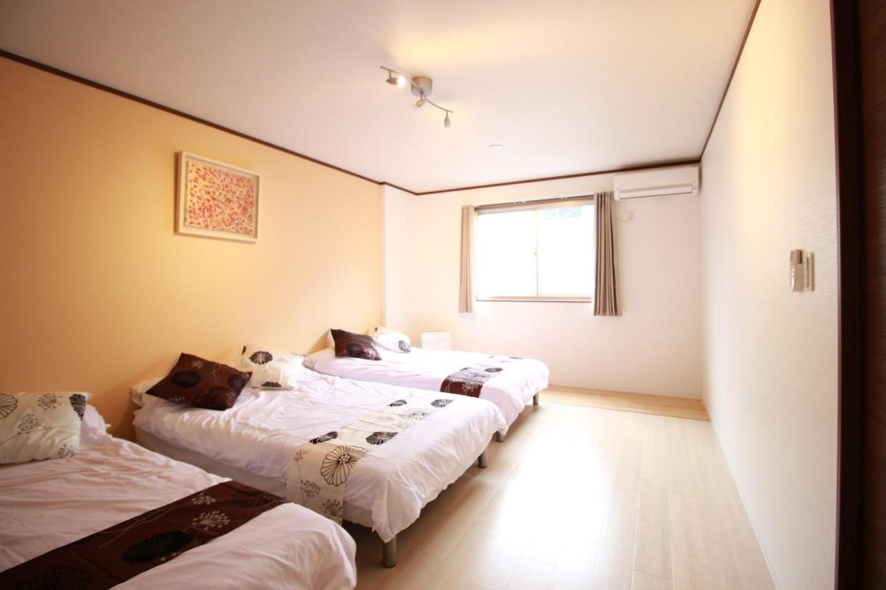 マンションかわた Apartment Osaka Bagian luar foto